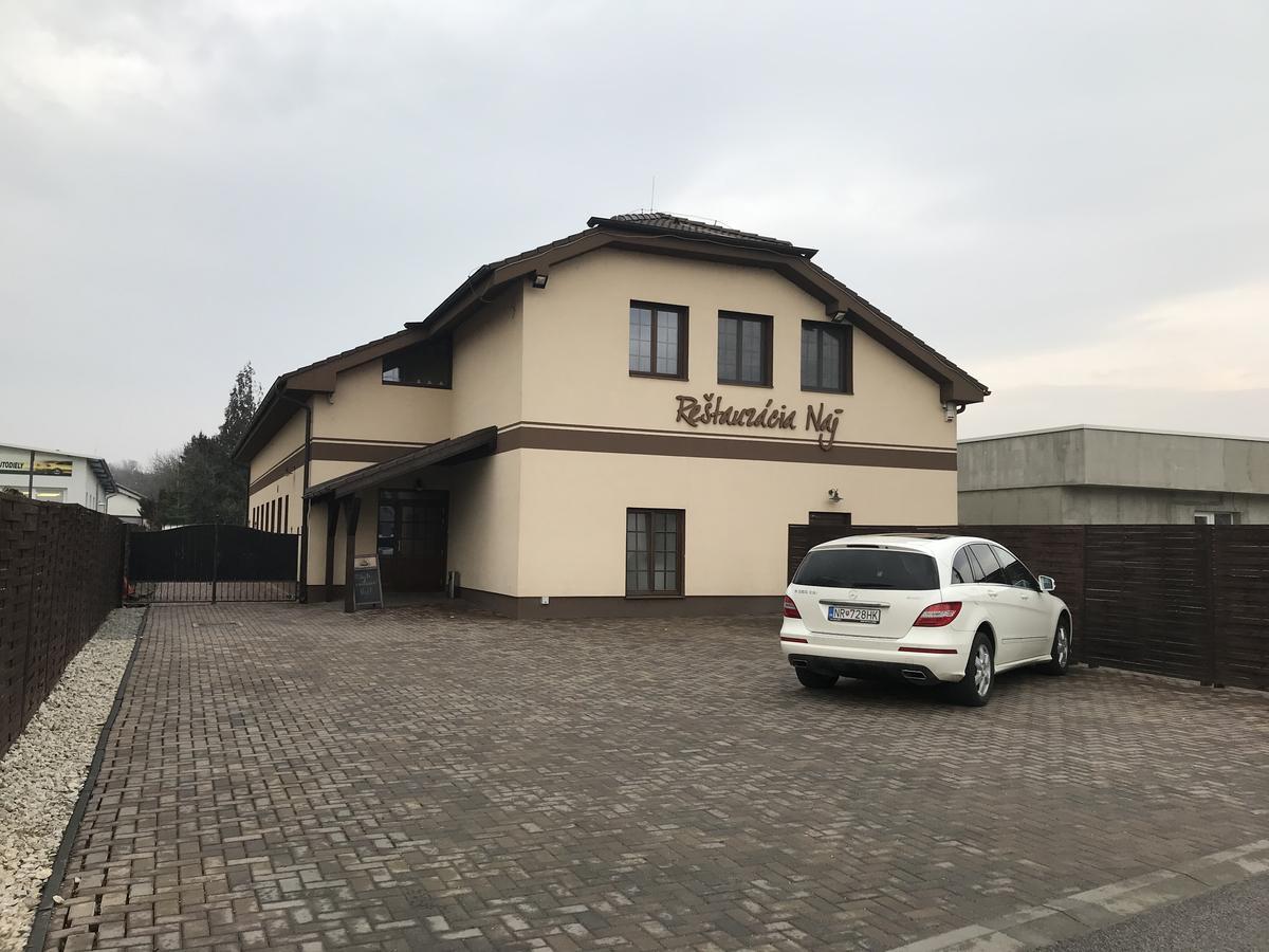 Penzion Karla Naj Nitra Esterno foto
